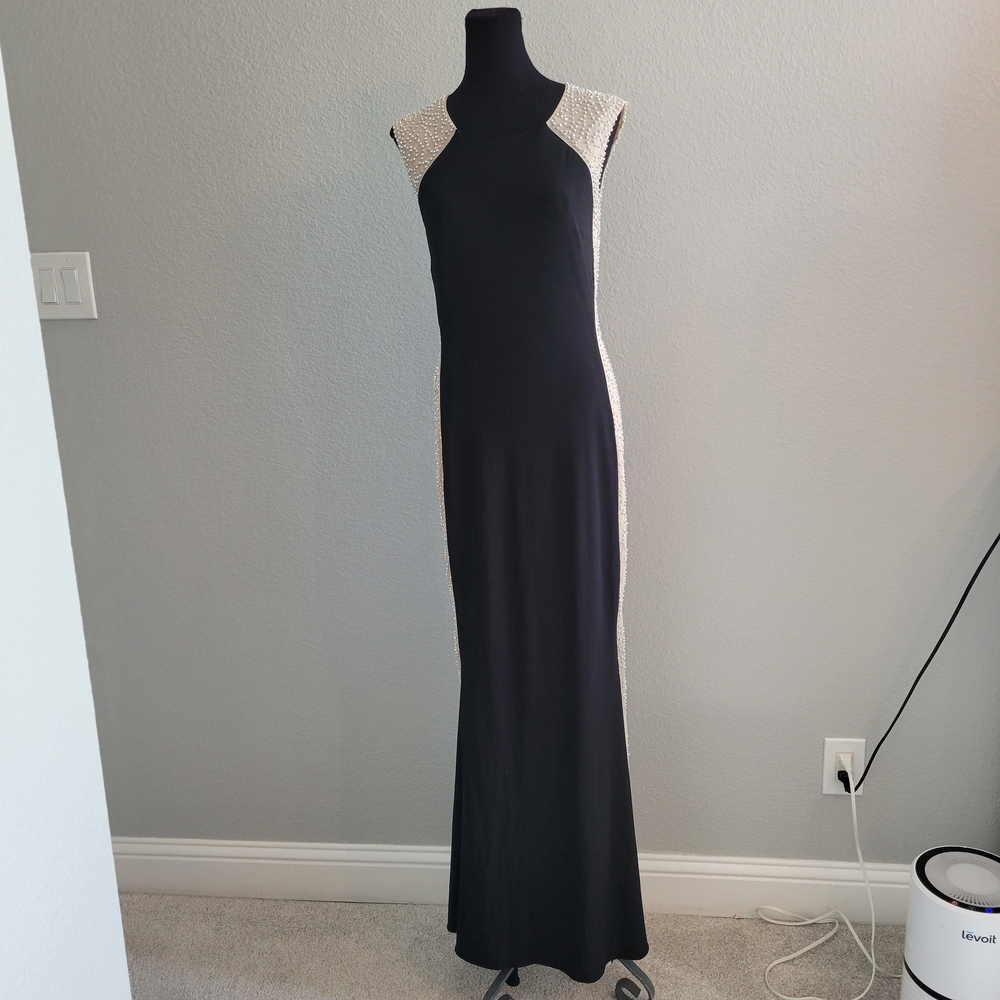 Frank Lyman Design Black and Silver Maxi Dress